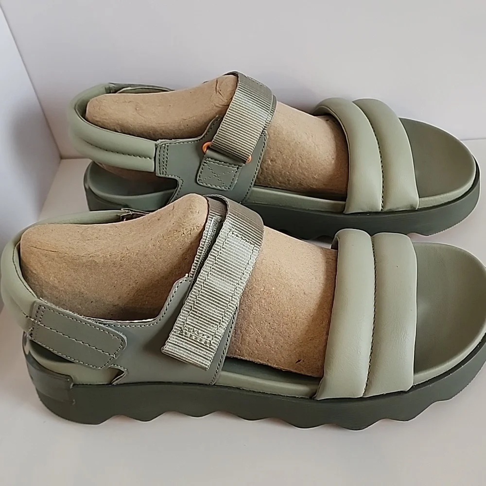 Sorel Safari Stone Green Strappy Sandals - Picture 2 of 11